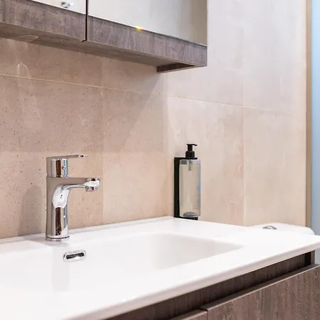 Διαμέρισμα Beachside Escape - 3 Min To - Gaia 3 *